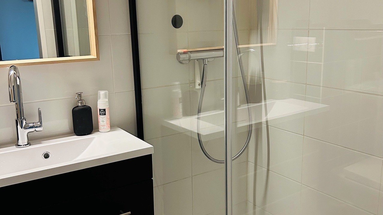 Photo of Bathroom in Rochefort-du-Gard
