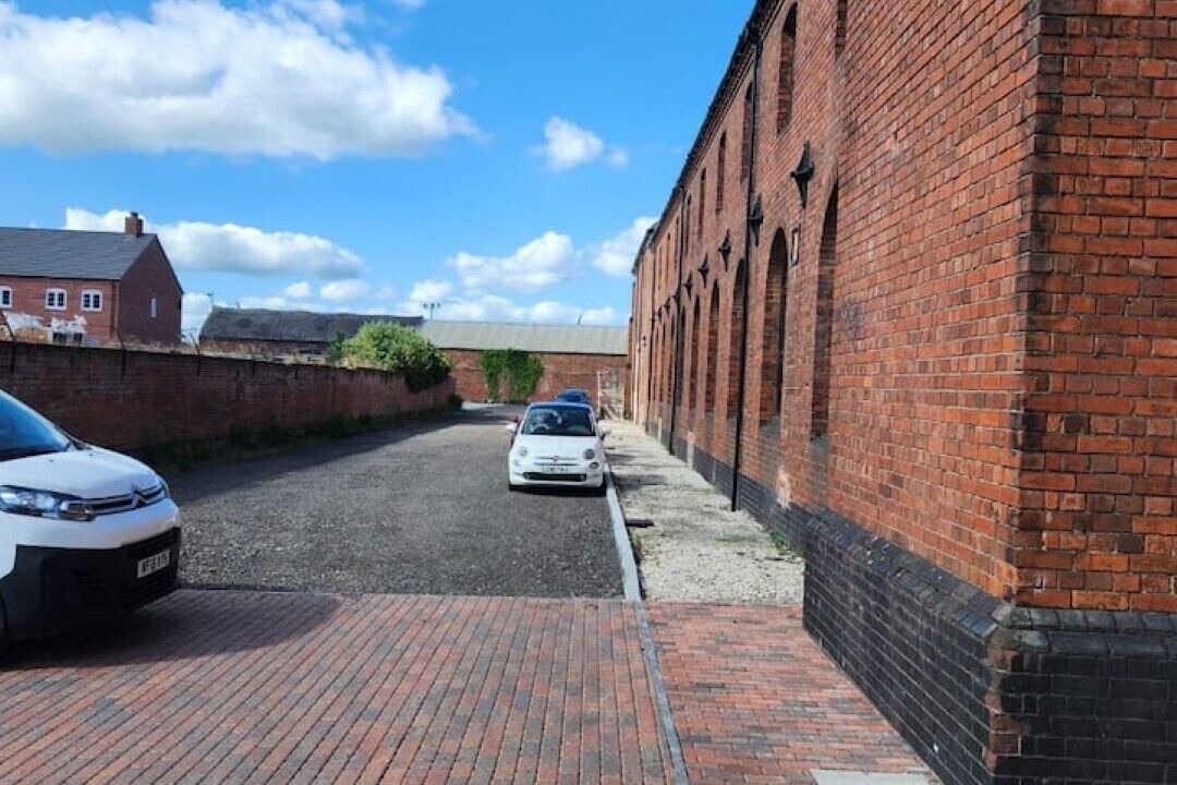 Photo of Outdoor in Burton on Trent