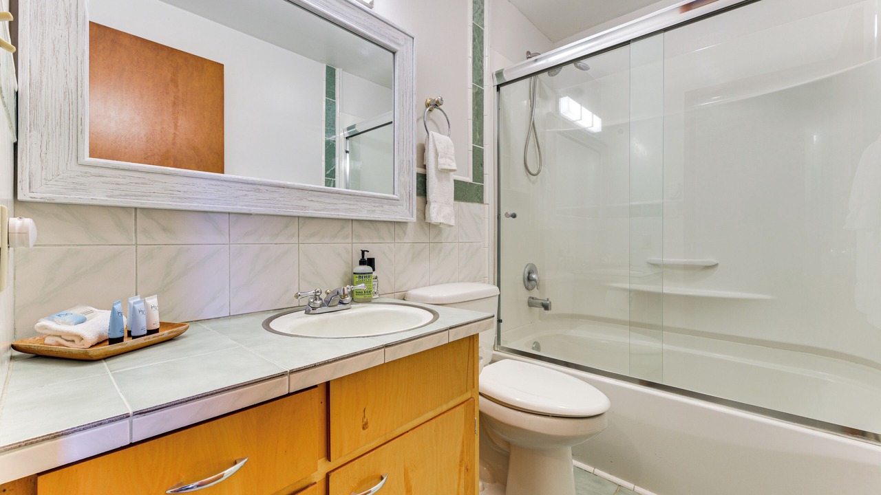 Photo of Bathroom in Anderson Island