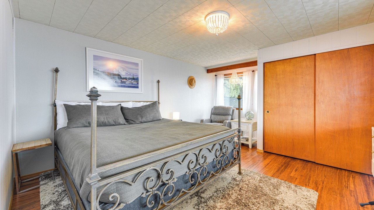 Photo of Others in Anderson Island