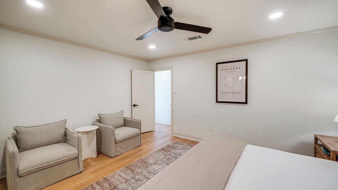 Photo of Bedroom in Granbury