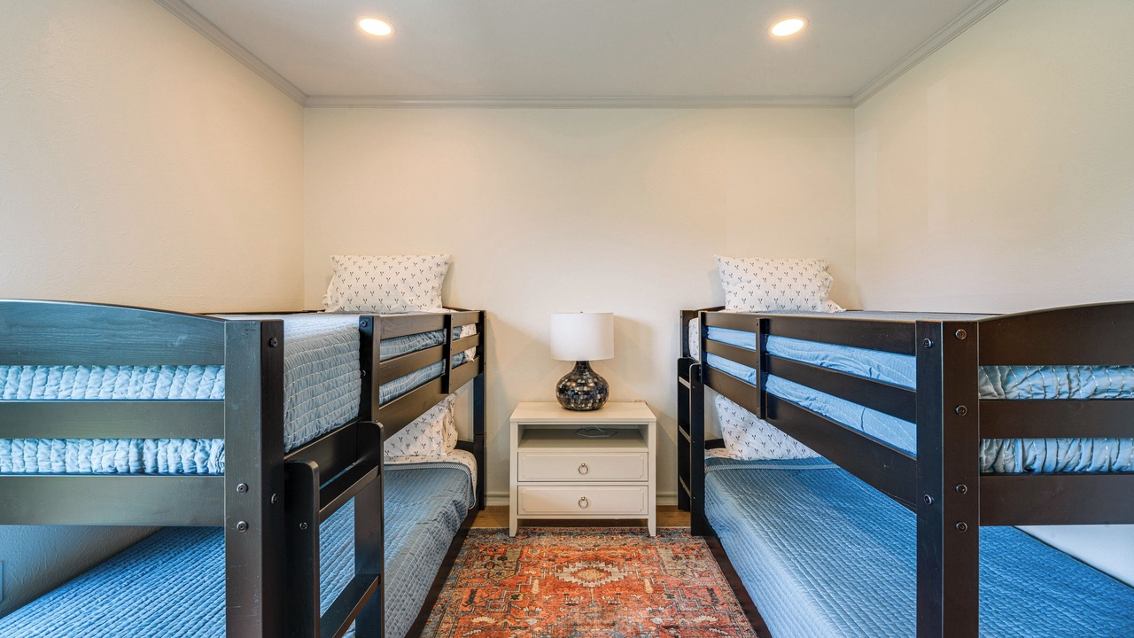 Photo of Bedroom in Granbury