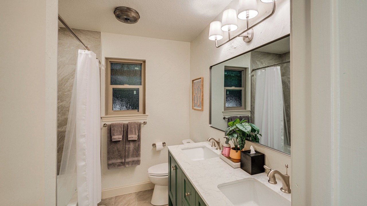 Photo of Bathroom in Granbury