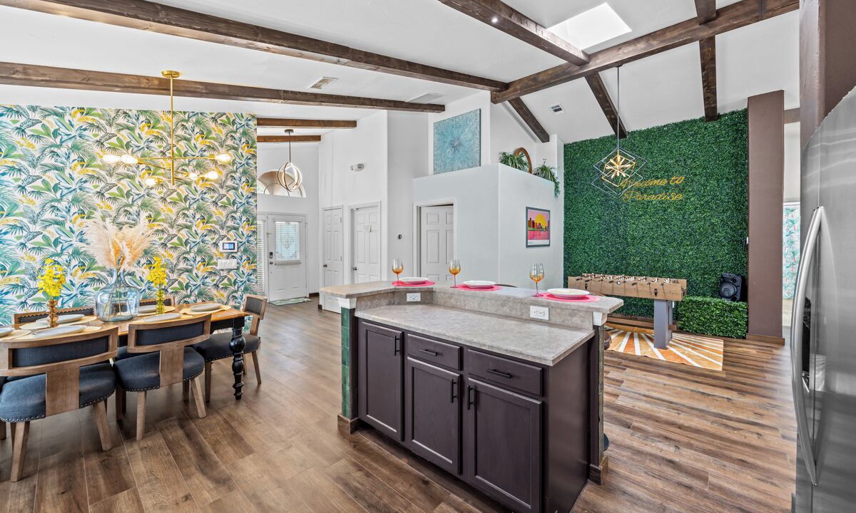 Photo of Others in Windsor Palms