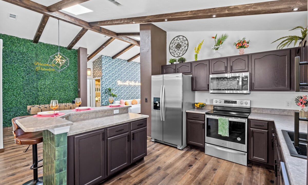 Photo of Others in Windsor Palms