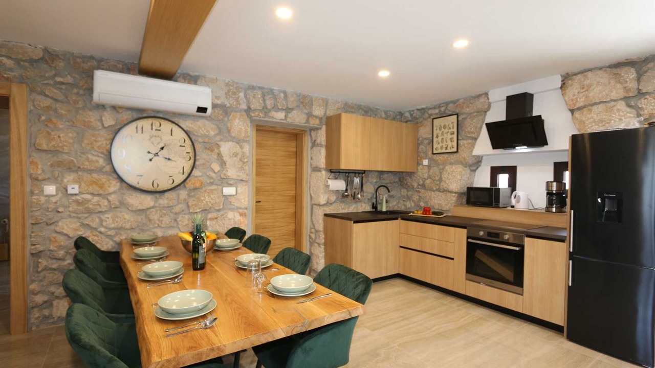 Photo of Kitchen in Gabonjin