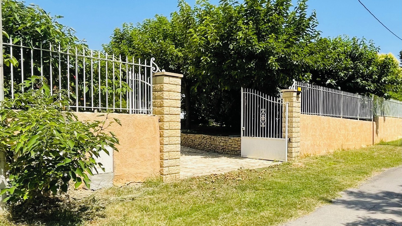 Photo of Outdoor in Boisset-et-Gaujac