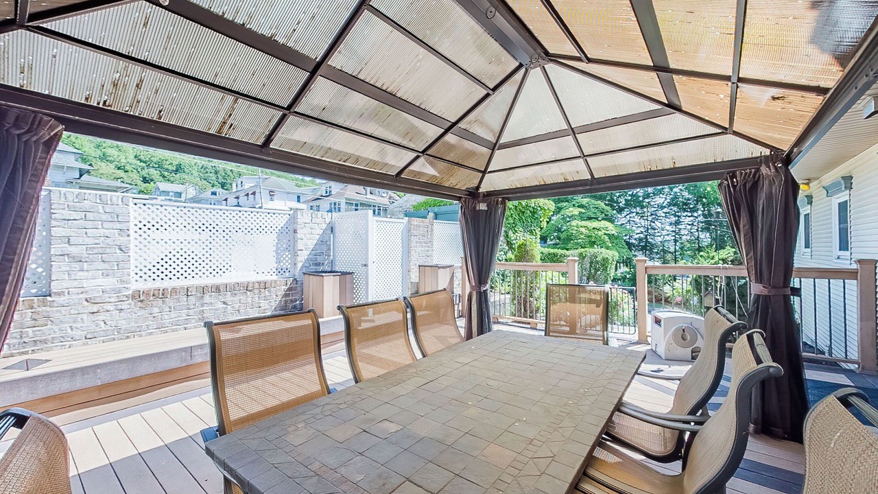 Photo of Outdoor in Edgewood