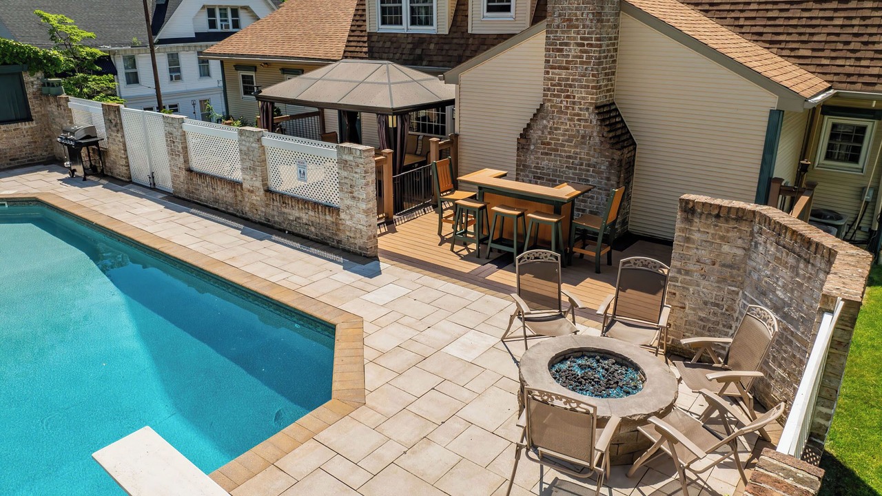 Photo of Outdoor in Edgewood