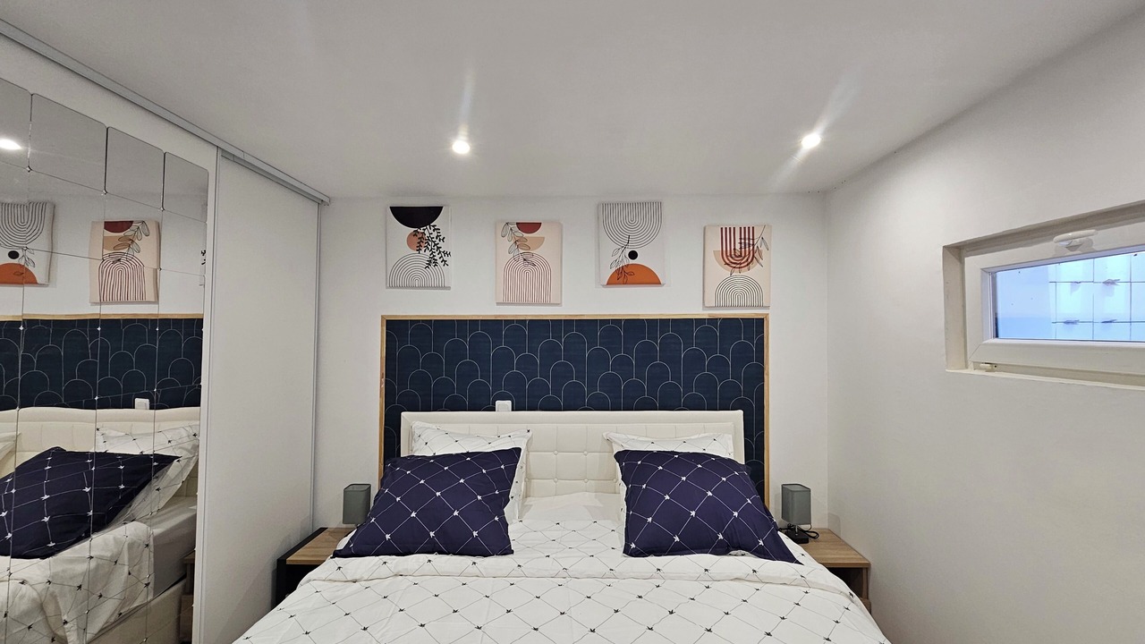 Photo of Bedroom in Conflans-Sainte-Honorine