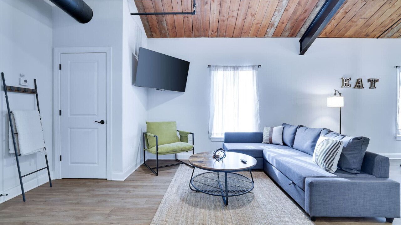 Photo of Livingroom in East Stroudsburg