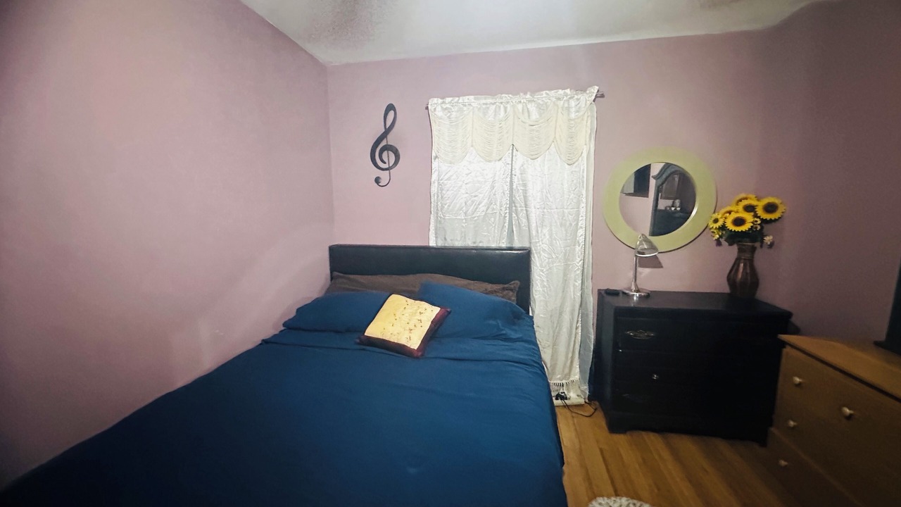 Photo of Bedroom in North Philadelphia West