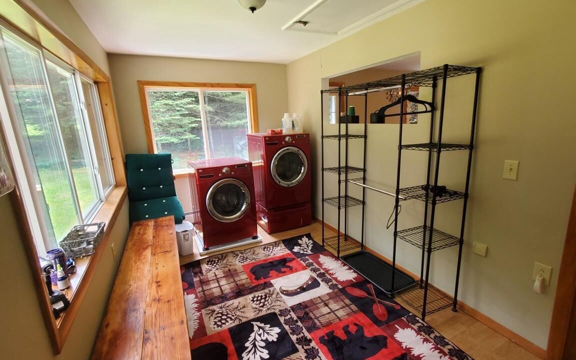 Photo of Others in Speculator