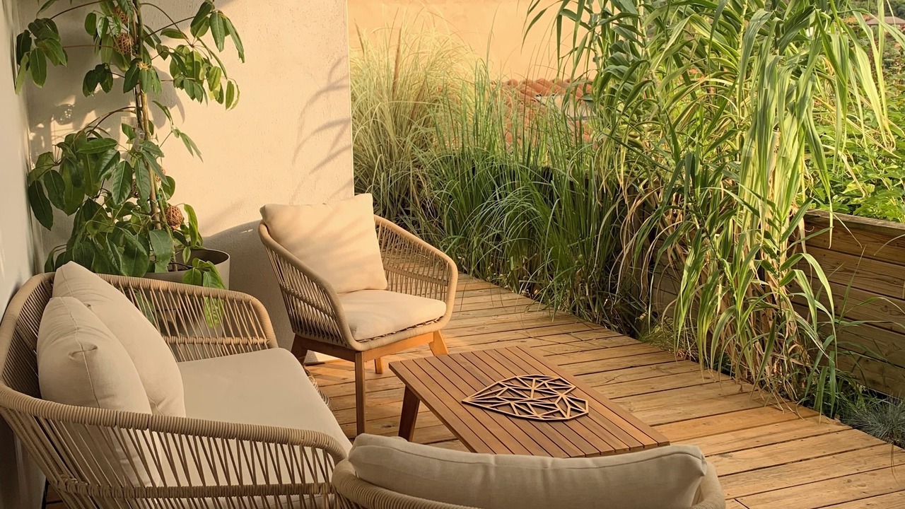 Photo of Patio Balcony in Couzon-au-Mont-d'Or