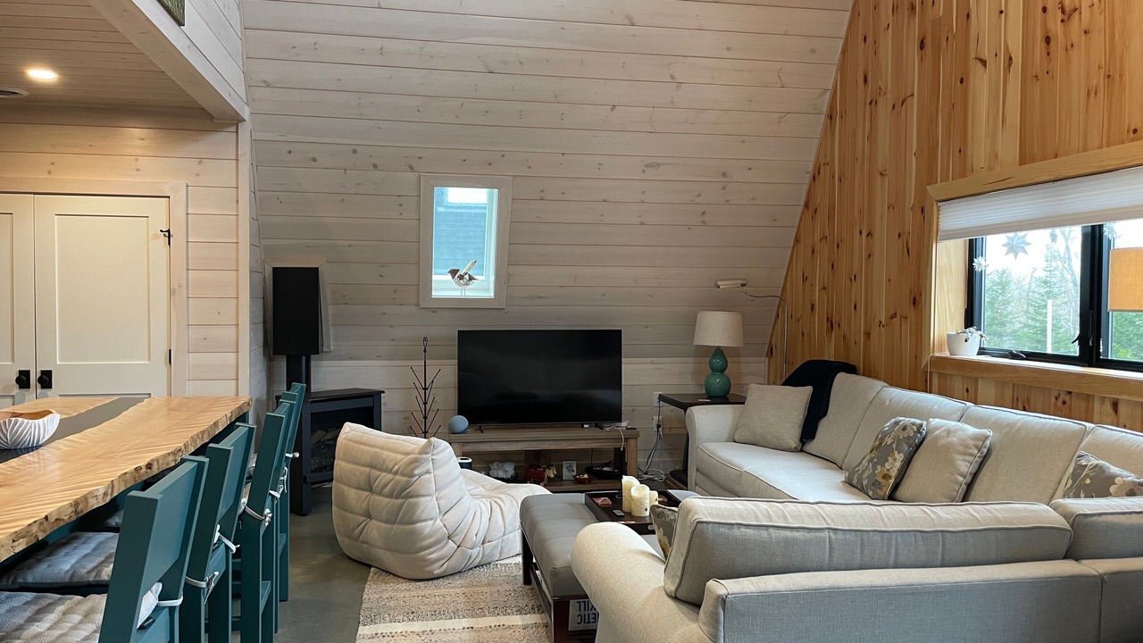 Photo of Livingroom in Rangeley