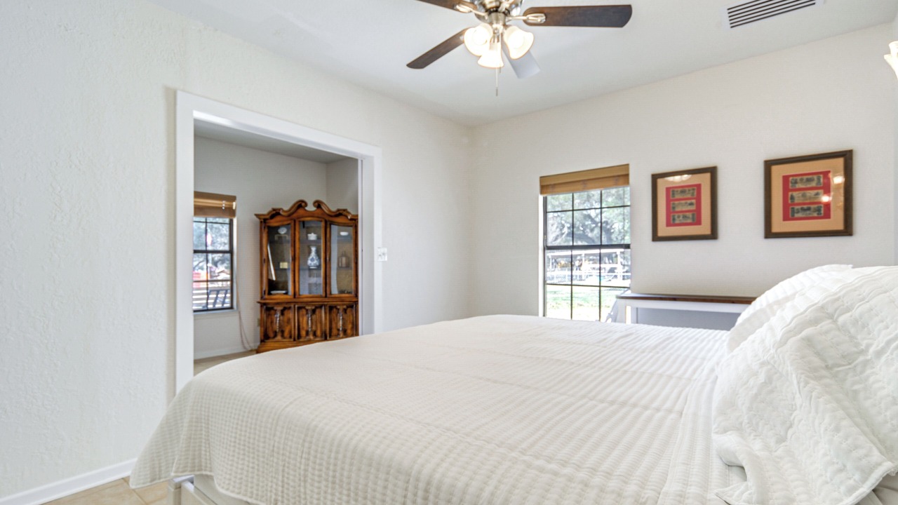 Photo of Bedroom in Camp Wood