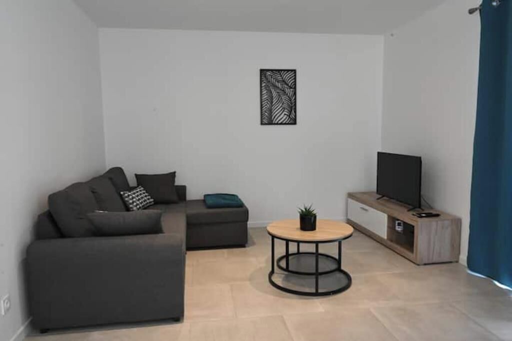Photo of Livingroom in Montreal