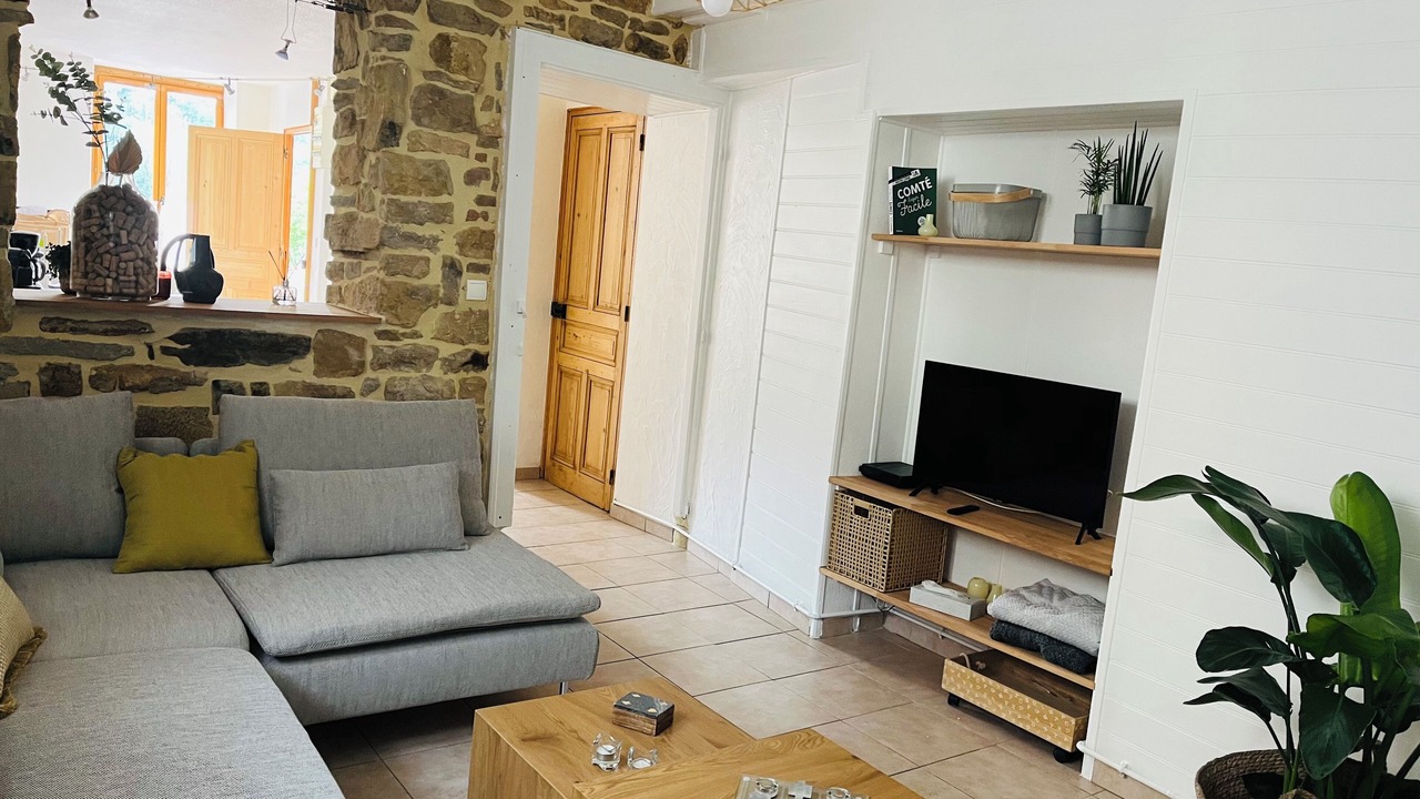 Photo of Livingroom in Frontenay