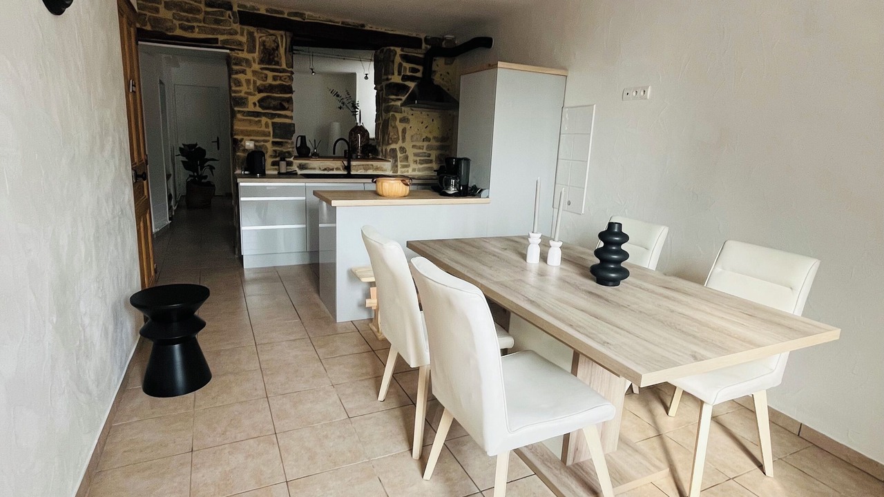 Photo of Others in Frontenay