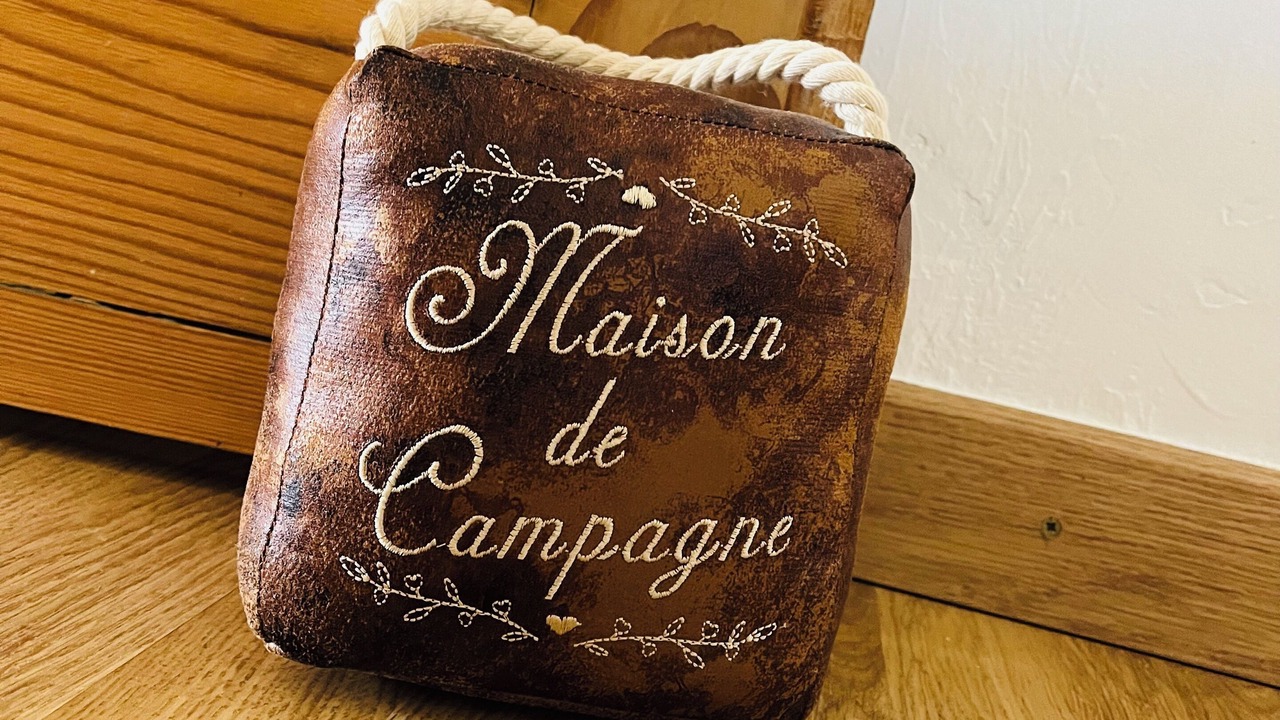 Photo of Others in Frontenay