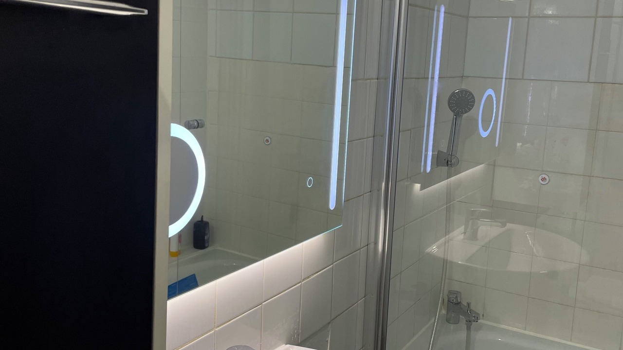 Photo of Bathroom in Villefontaine