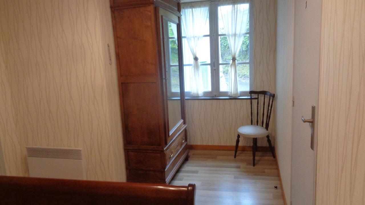 Photo of Others in Cailla