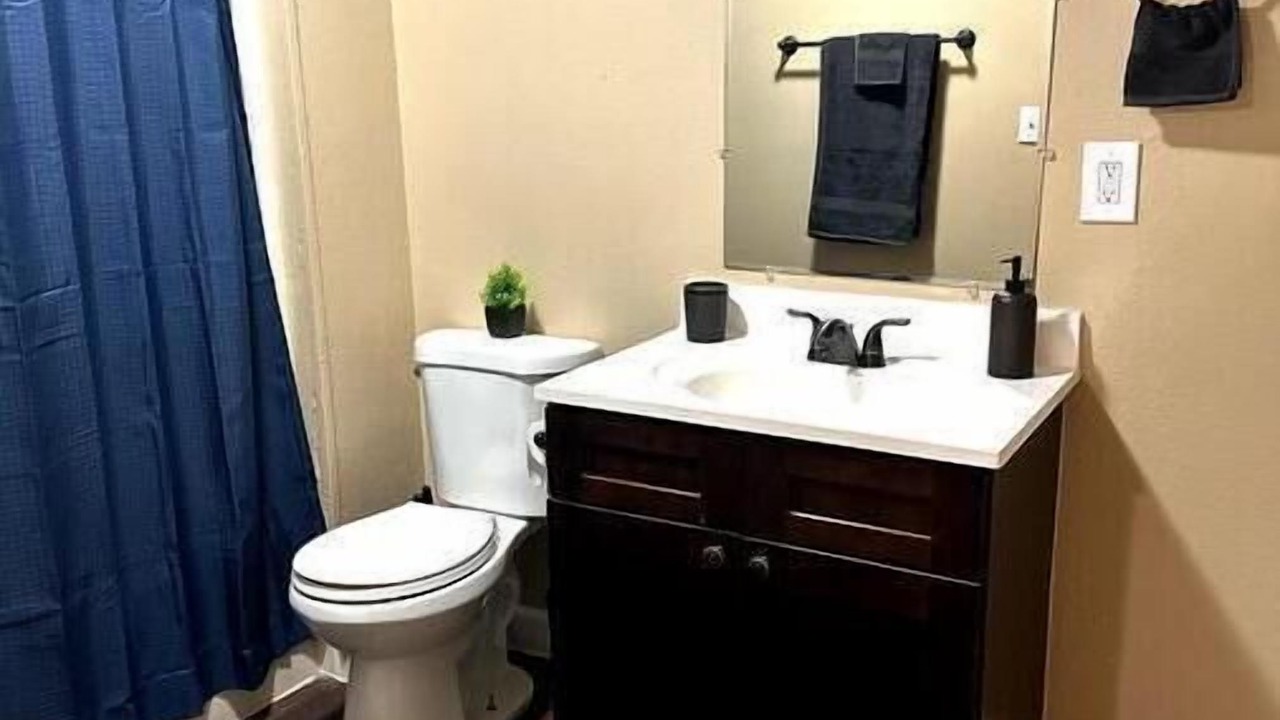 Photo of Bathroom in Lakeland