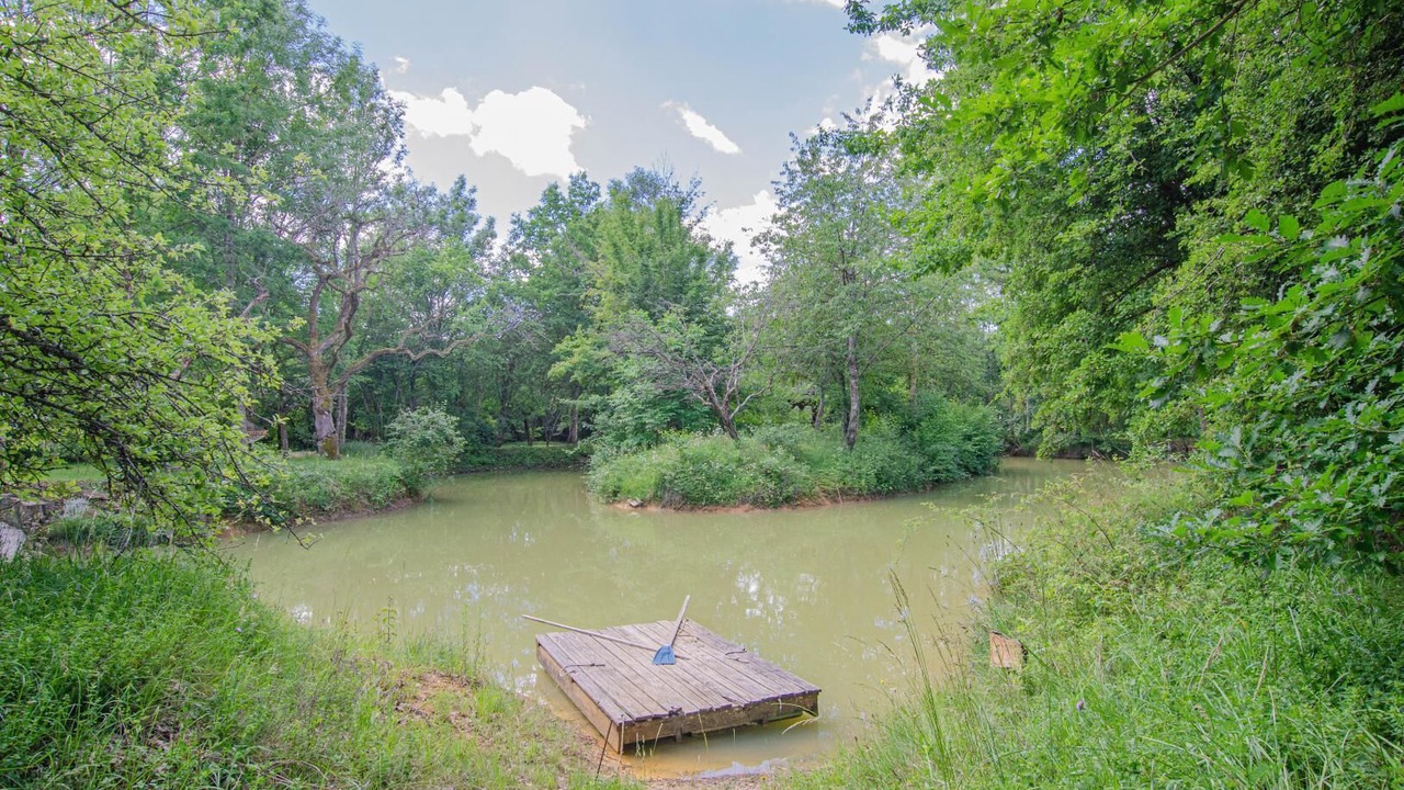 Photo of Outdoor in Chennegy