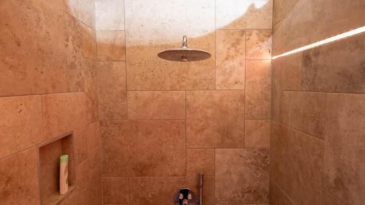 Photo of Bathroom in Chennegy