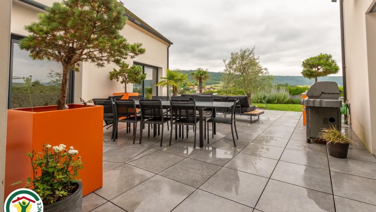 Photo of Outdoor in Courthiezy