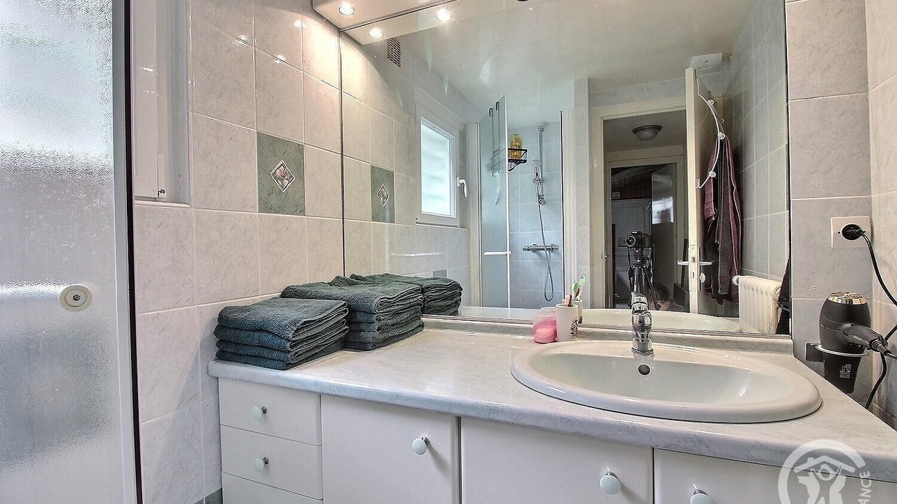 Photo of Bathroom in Ploumilliau