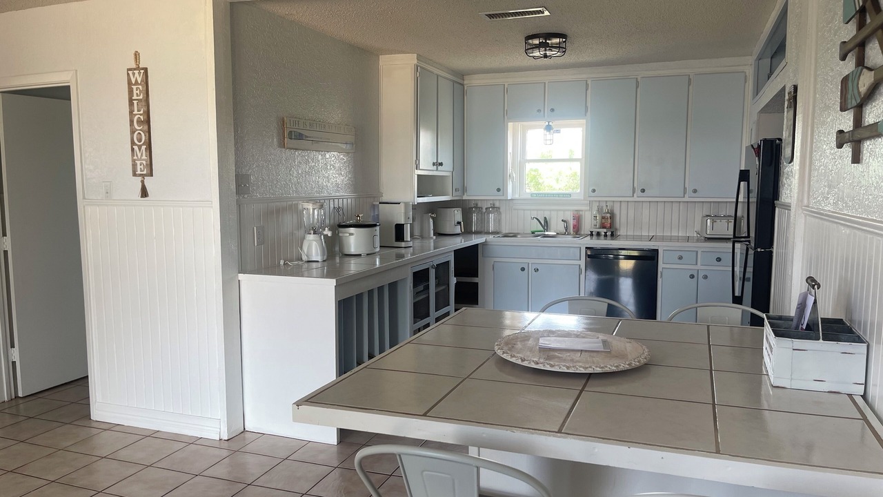 Photo of Kitchen in Silver