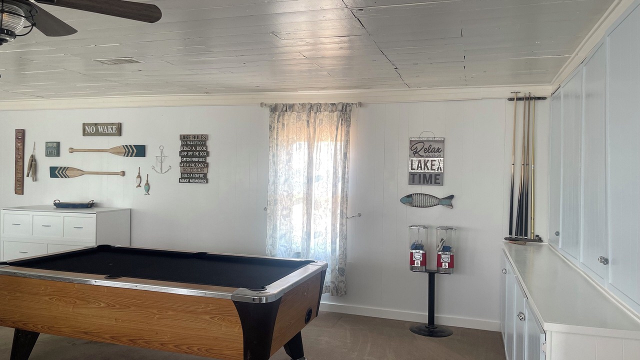 Photo of Bedroom in Silver
