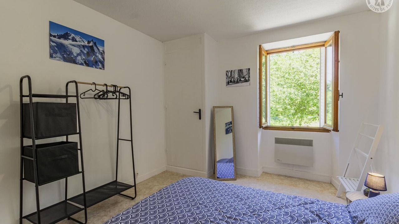 Photo of Bedroom in Yenne