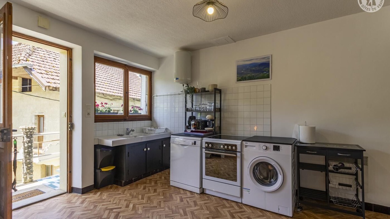 Photo of Kitchen in Yenne