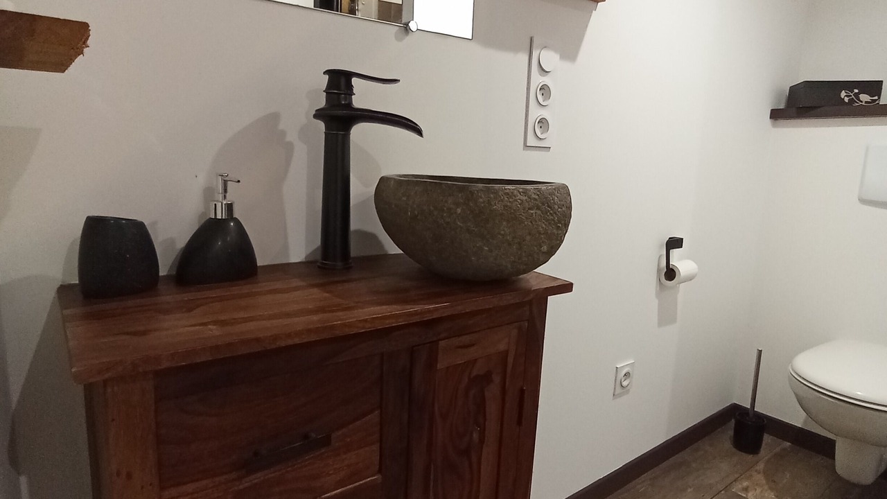Photo of Bathroom in Saint-Etienne-du-Bois