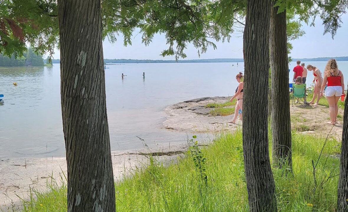 Photo of Others in Colpoys Bay