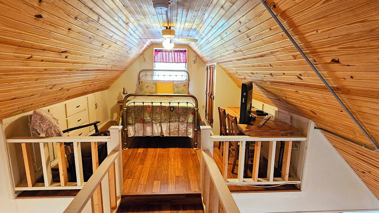 Photo of Bedroom in Russellville