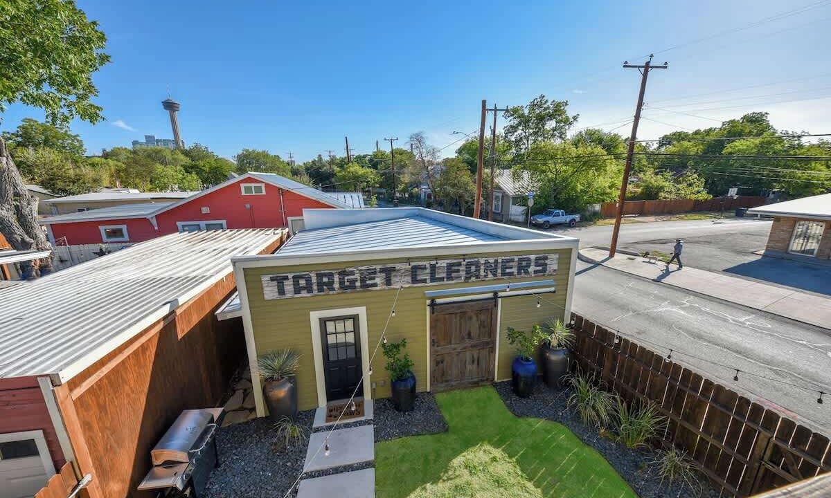 Photo of Outdoor in Southtown