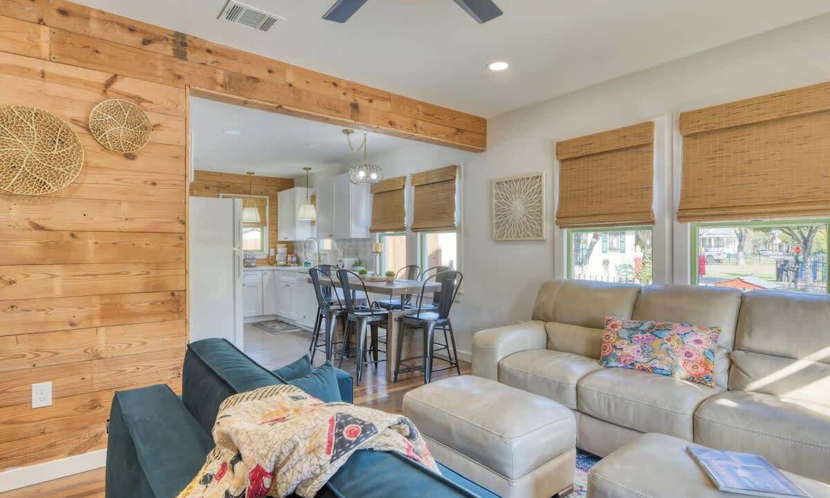 Photo of Bedroom in Southtown