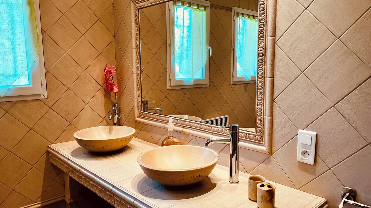 Photo of Bathroom in Puisserguier