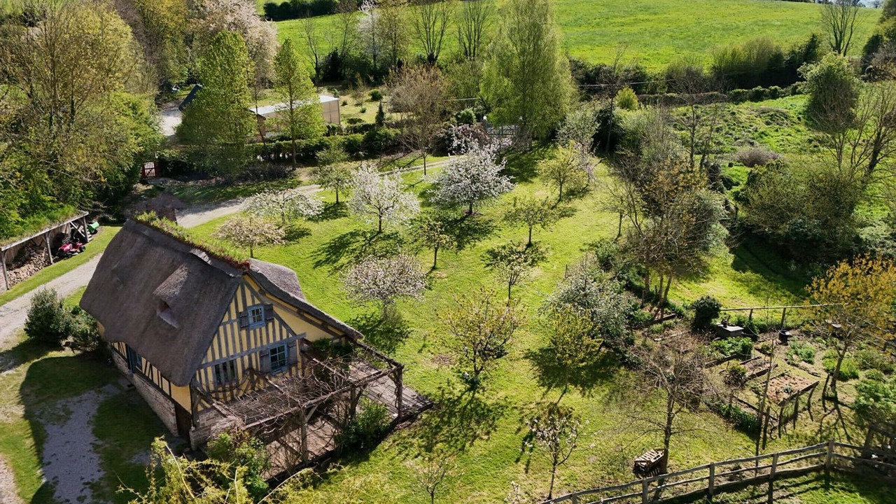 Photo of Outdoor in Saint-Evroult-de-Montfort