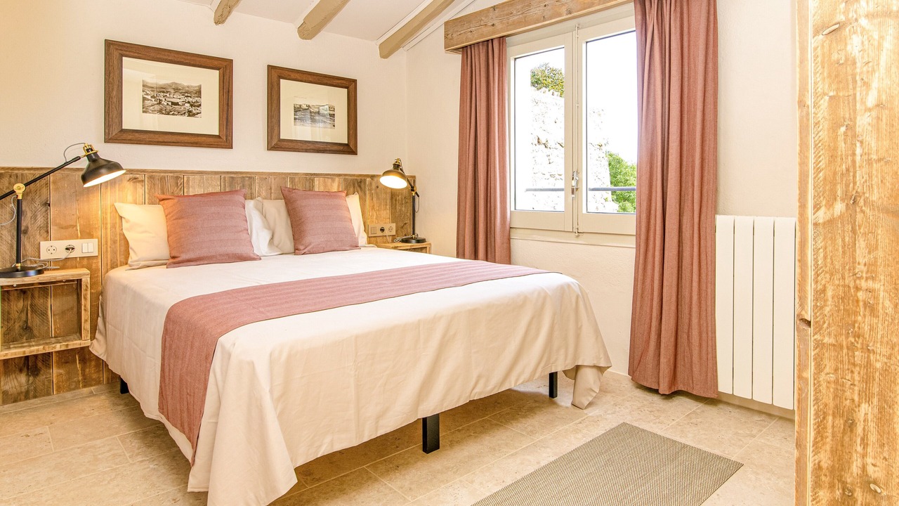 Photo of Bedroom in Besalu