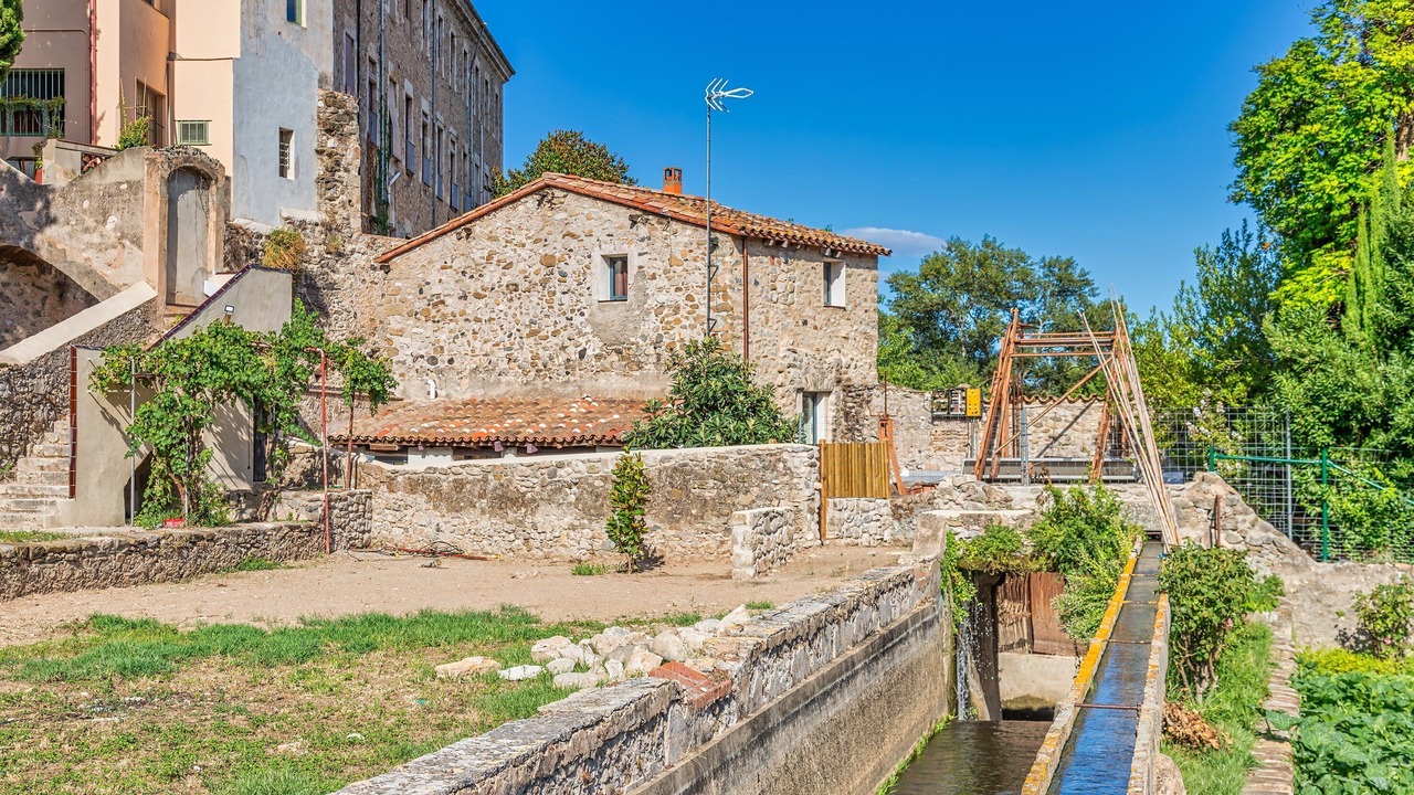 Photo of Outdoor in Besalu
