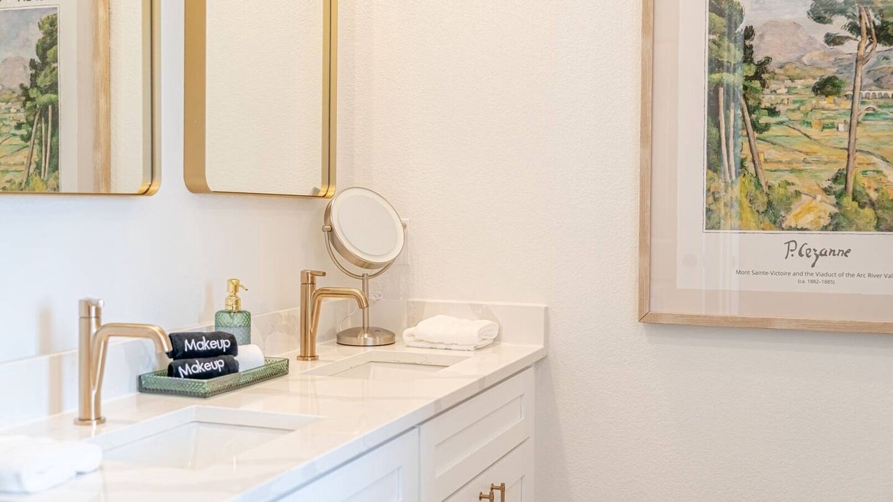 Photo of Bathroom in Arlington