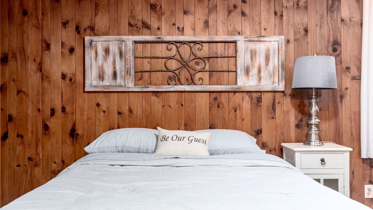 Photo of Bedroom in Lairdsville