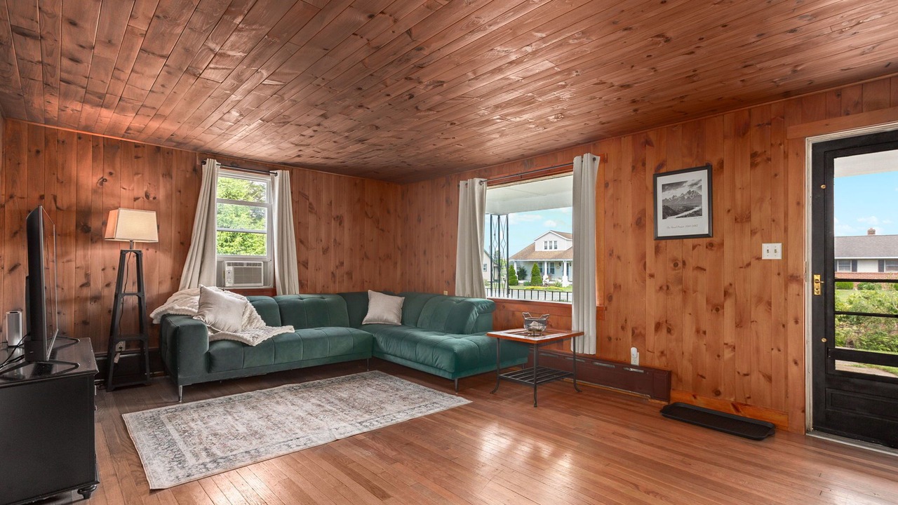 Photo of Livingroom in Lairdsville