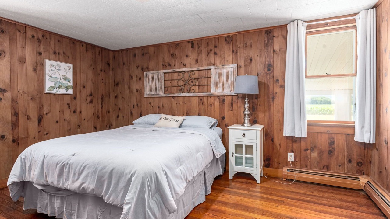 Photo of Bedroom in Lairdsville