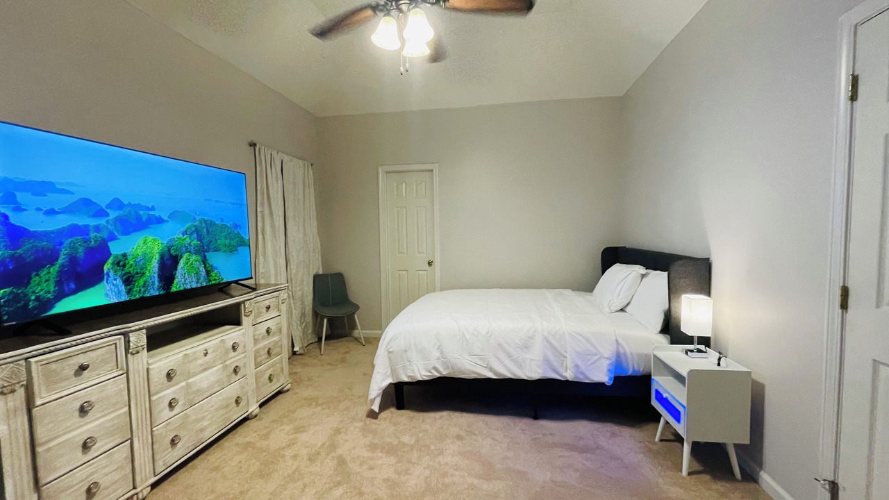 Photo of Bedroom in Jackson
