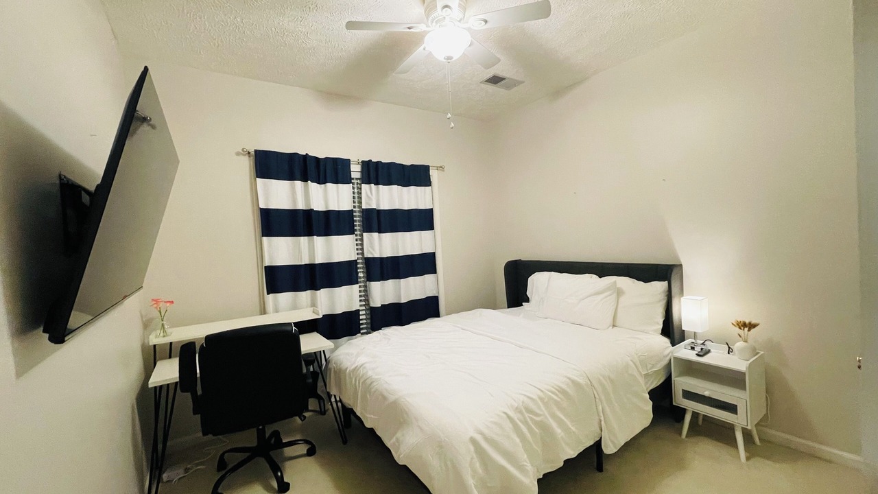 Photo of Bedroom in Jackson